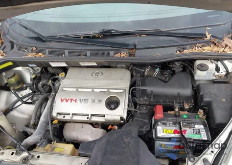 2004 Toyota Sienna Ce z USA, uszkodzony, nr VIN 5TDZA23C44S013634